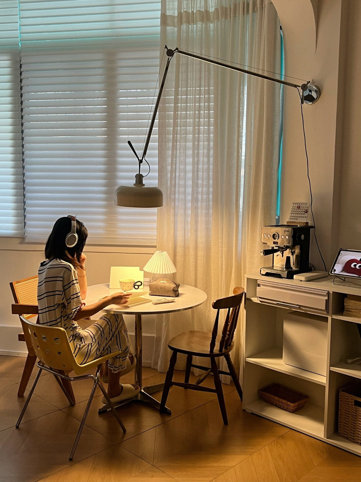 Pivot Swing-Arm Wall Lamp — product view 6