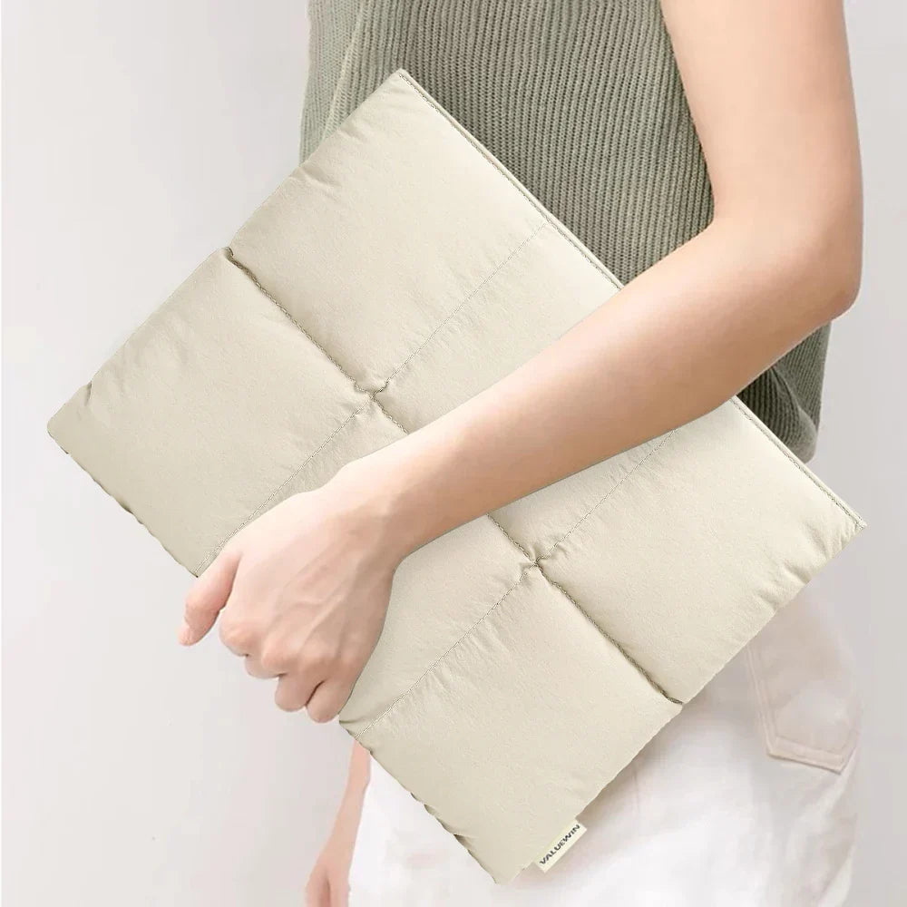 LoungeYard | Magnetic Puffy Laptop Sleeve — product view 6