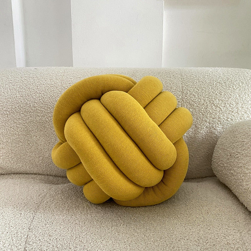 LoungeYard | Knot Pillow — product view 1