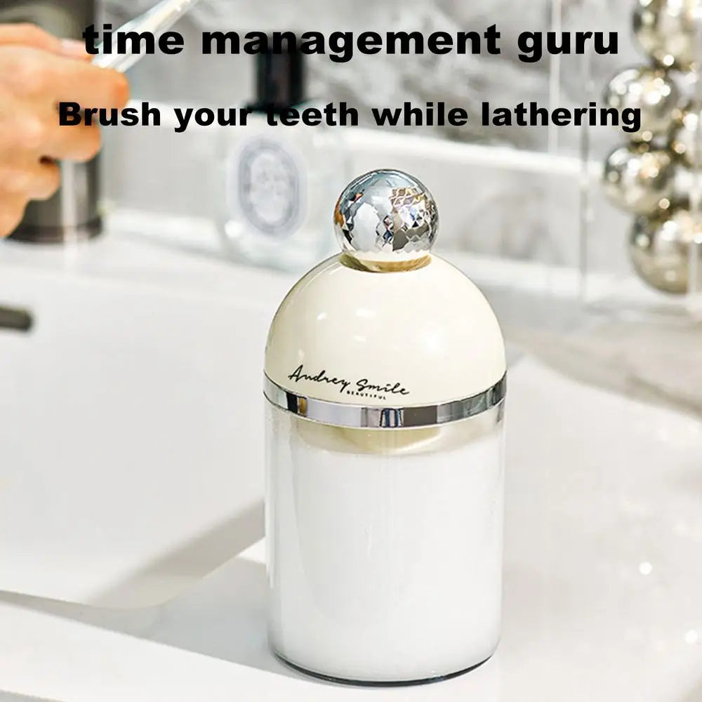 LoungeYard | Foaming Soap Dispenser — product view 3