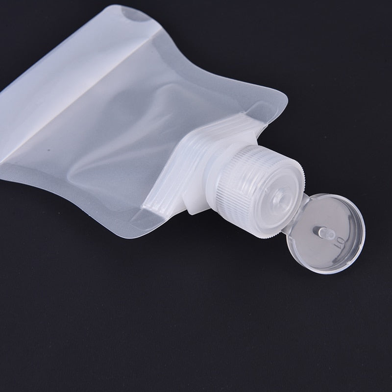 LoungeYard | Travel-Sized Reusable Travel Pouch Bag — product view 2