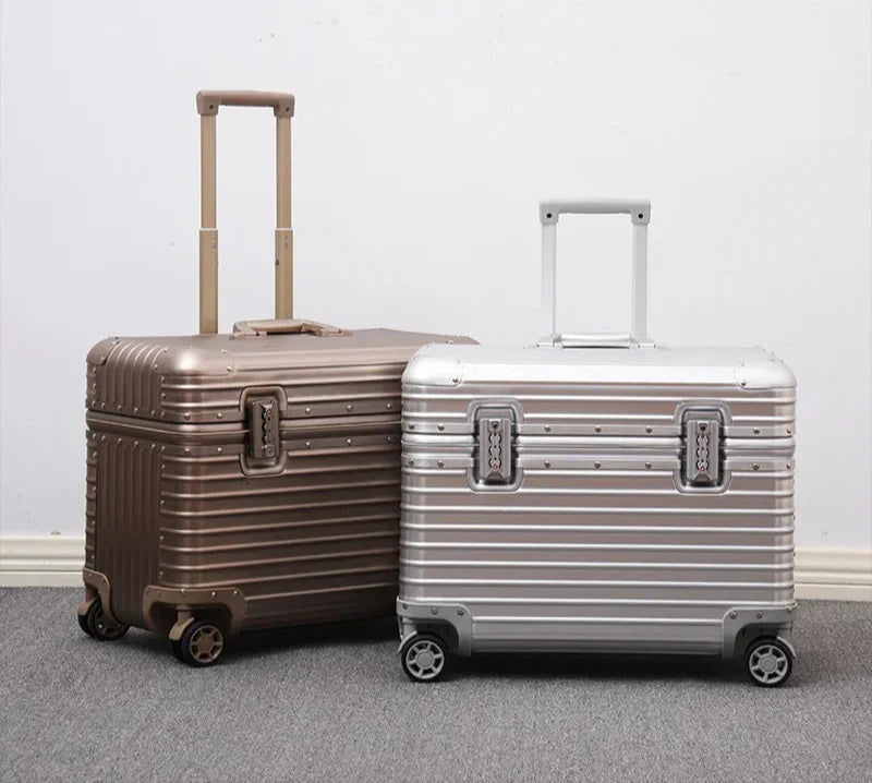 LoungeYard | Aluminium-Magnesium Hardcase Suitcase – Monaco — product view 5