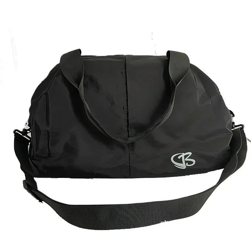 LoungeYard | Sports Bag Valtiva FlexiBag | Large Volume | Waterproof & Multifunctional | For Fitness, Travel & Weekend Trips — product view 6