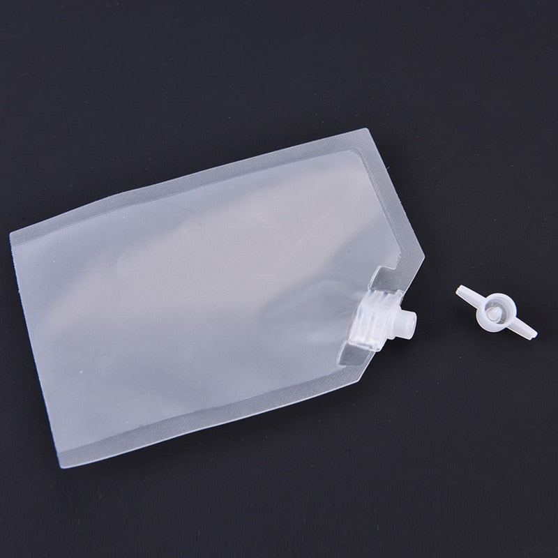 LoungeYard | Travel-Sized Reusable Travel Pouch Bag — product view 7