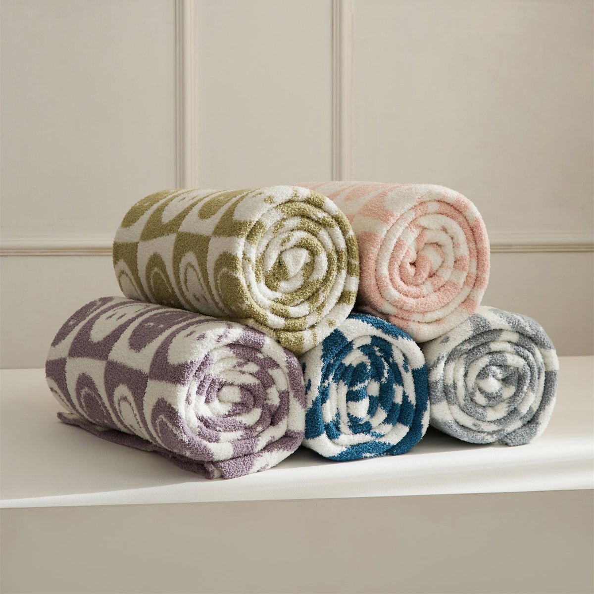 Smiley Checkered Blanket | LoungeYard — product view 1