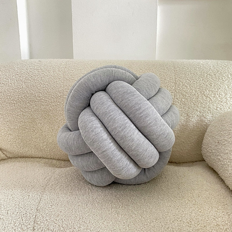 LoungeYard | Knot Pillow — product view 4