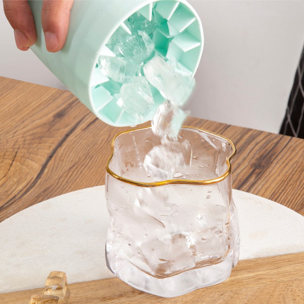 LoungeYard | Creative Ice Bucket Mold Cup — product view 2
