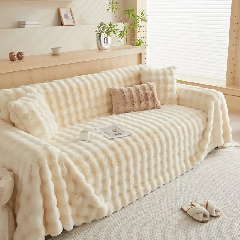 LoungeYard | Plush Throw for a Cozy Interior — product view 1