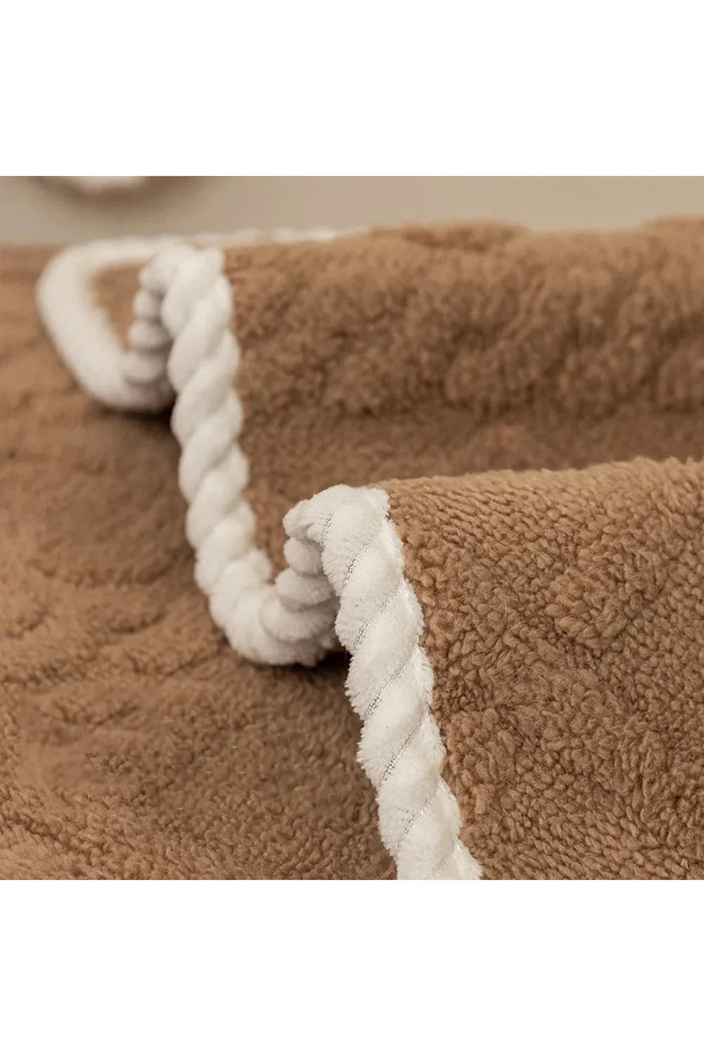 Jacquard Sofa blanket | LoungeYard — product view 3
