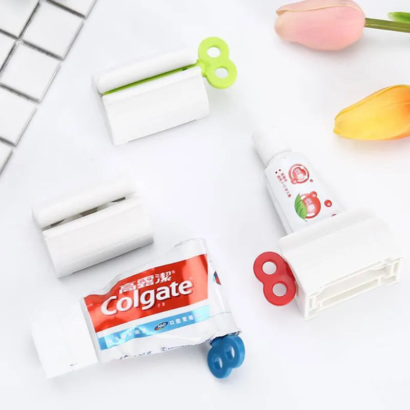 LoungeYard | Lazy Toothpaste Squeezer — product view 7