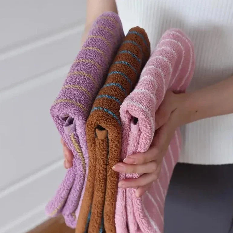Retro Stripe Towel (Skinny) | LoungeYard — product view 2