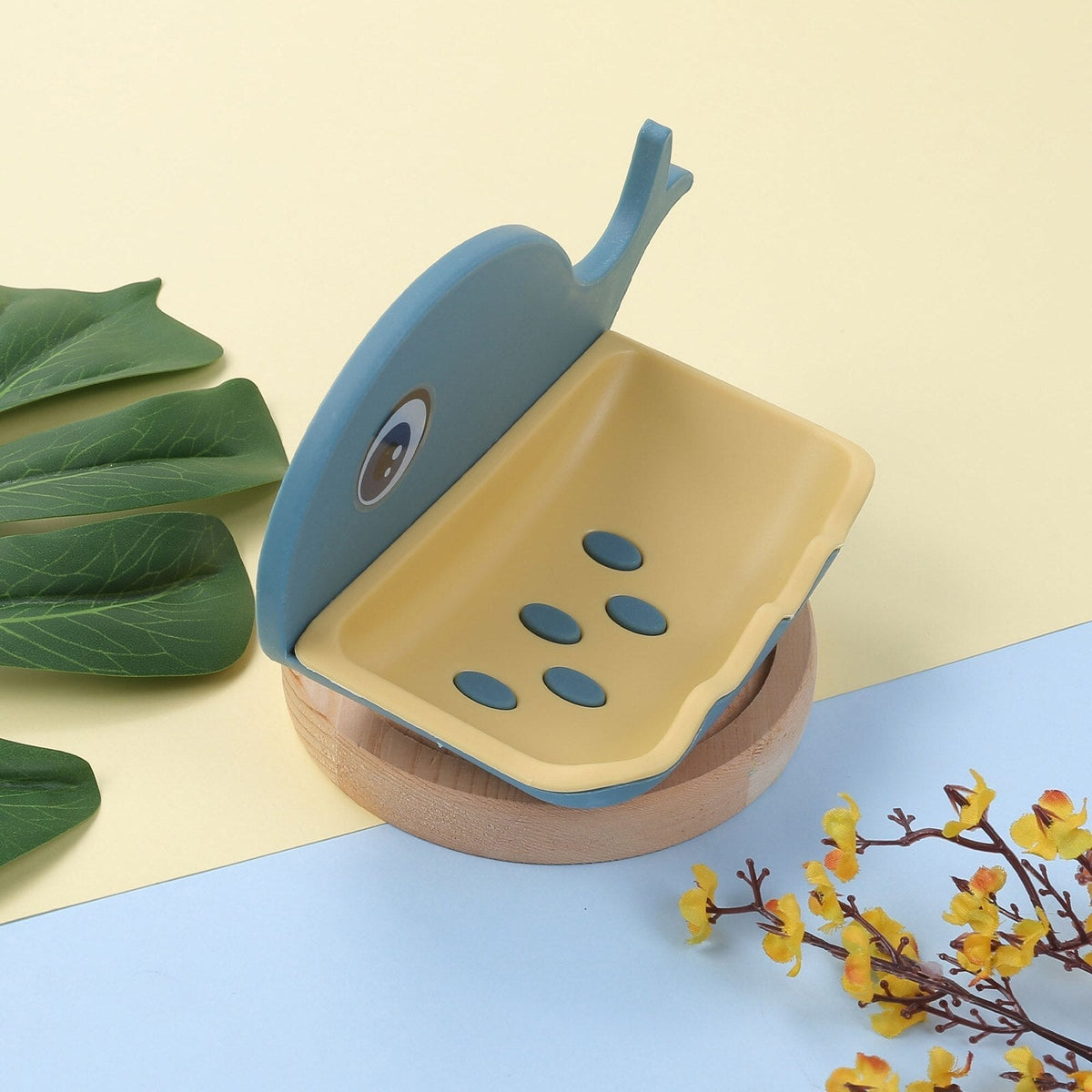 LoungeYard | Cute Whale Soap Holder — product view 6