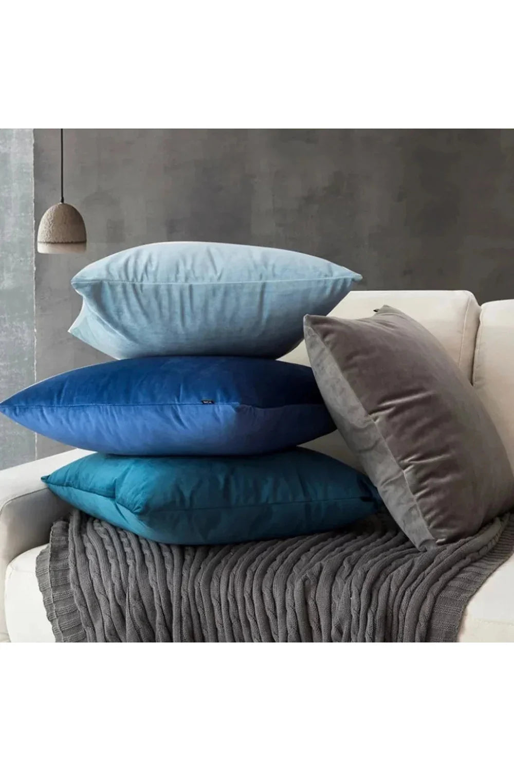 Velvet pillowcase | LoungeYard — product view 2