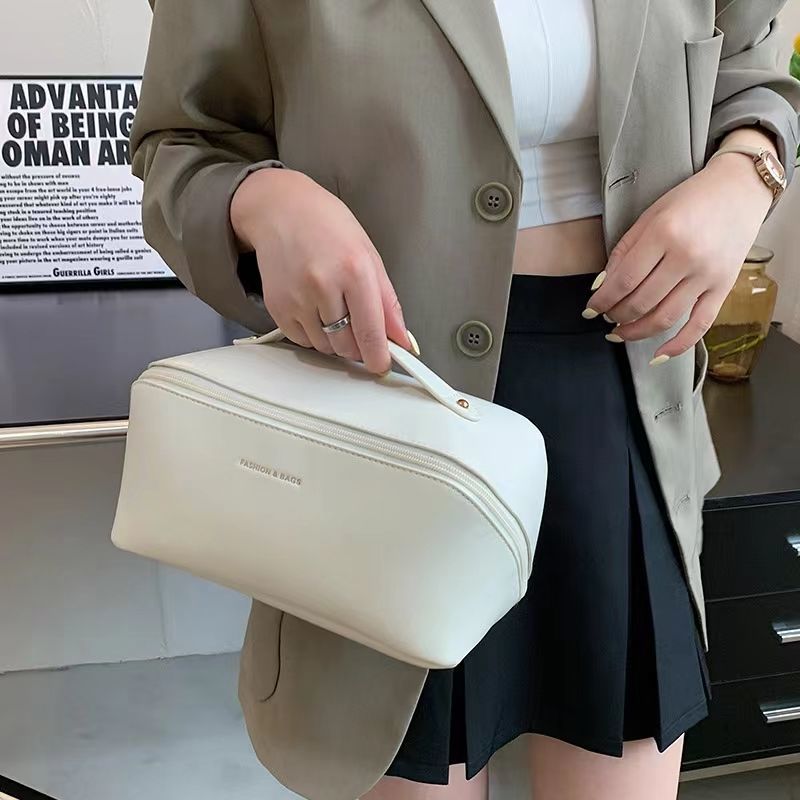 LoungeYard | Elegant Large Capacity Travel Cosmetic Bag — product view 3