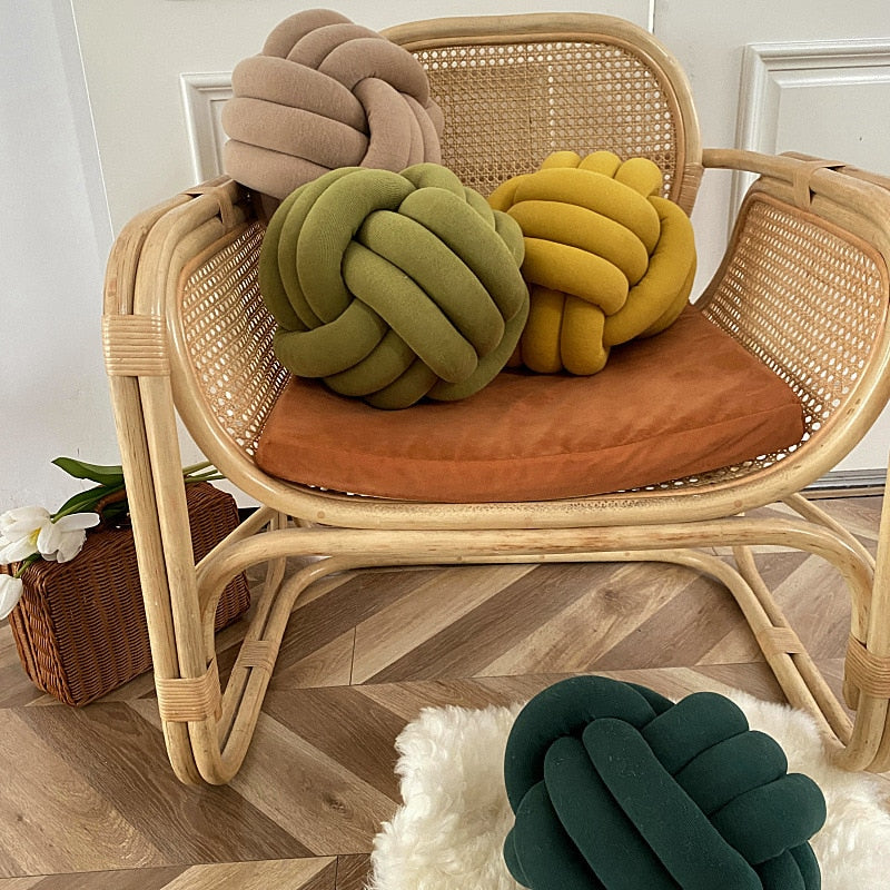 LoungeYard | Knot Pillow — product view 7