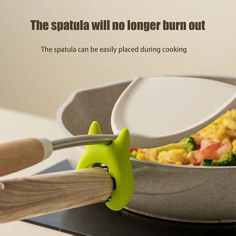 LoungeYard | Magic Mount Punch-Free Spatula Holder — product view 2