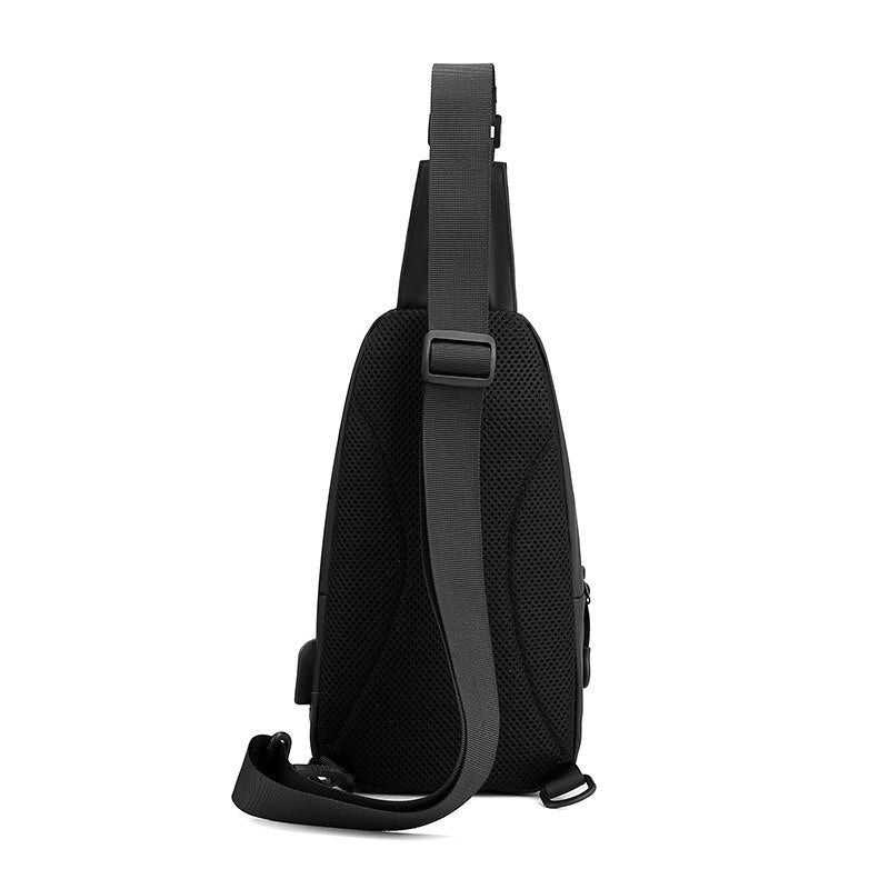 LoungeYard | Nomad Friendly Roaming Chest Bag — product view 6