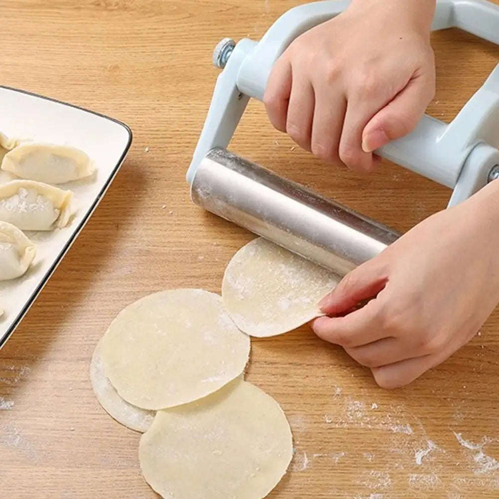 LoungeYard | Easy Dough Maker Baking Stainless Steel Roller — product view 2