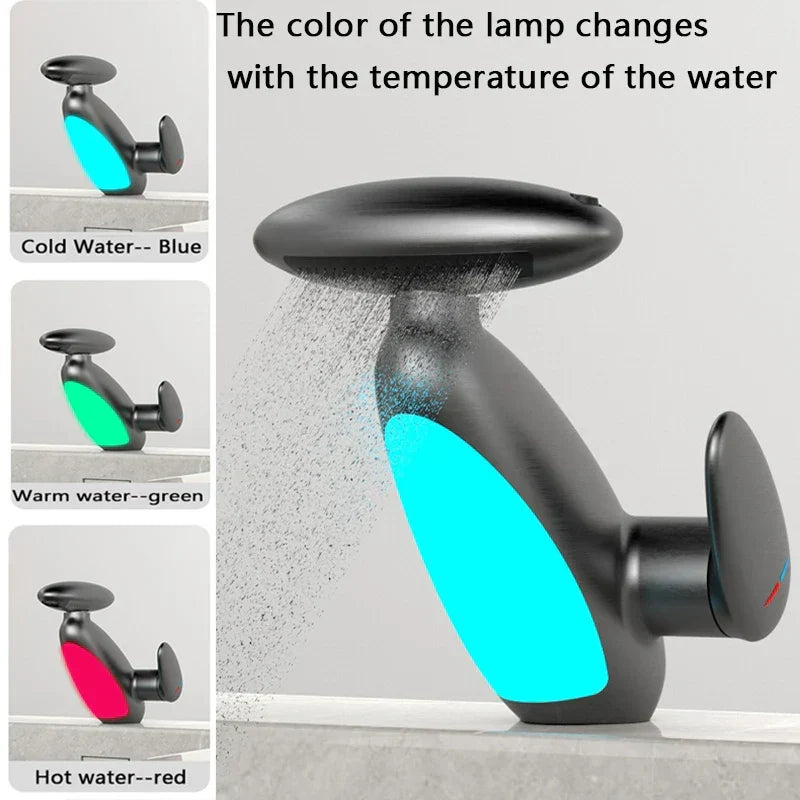 LoungeYard | Heat Sensor Color Changing Atmosphere Pull-Out Modern Faucet — product view 2