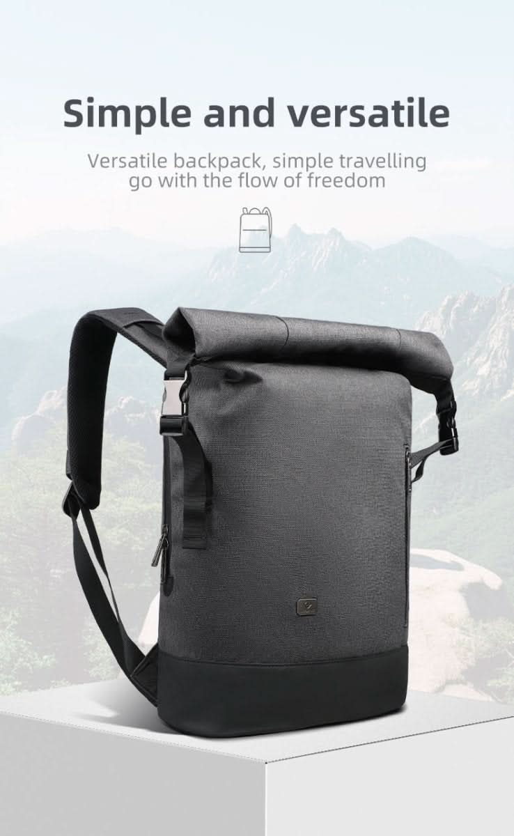LoungeYard | Multifunctional outdoor backpack with USB port — product view 2