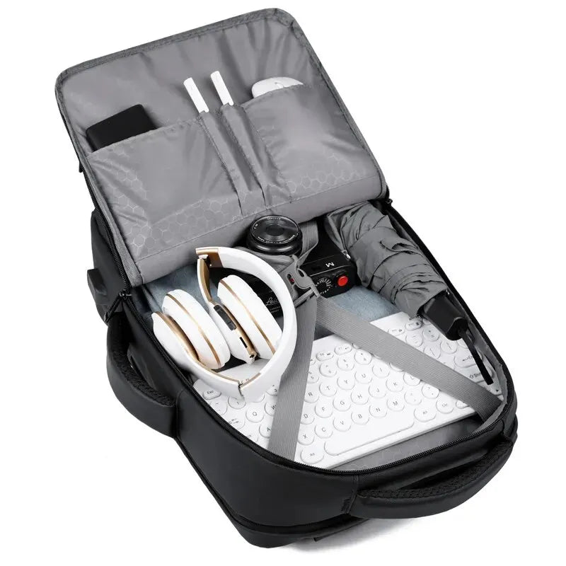 LoungeYard | Simple Life USB Charging Business Backpack — product view 6