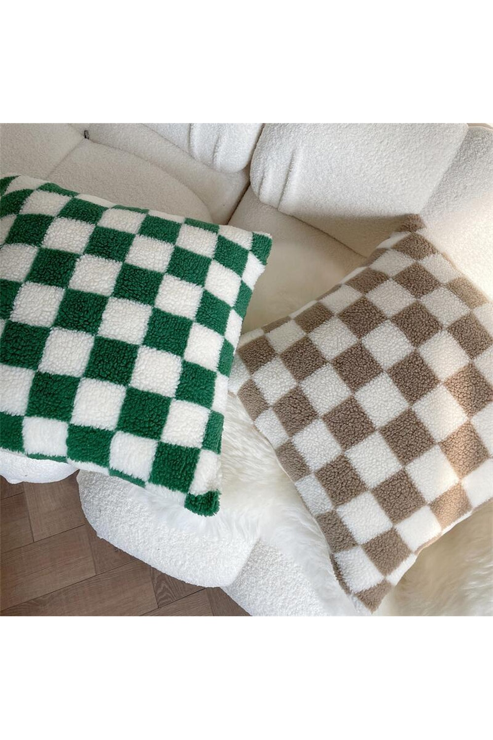 Fleece Pillowcase | LoungeYard — product view 4