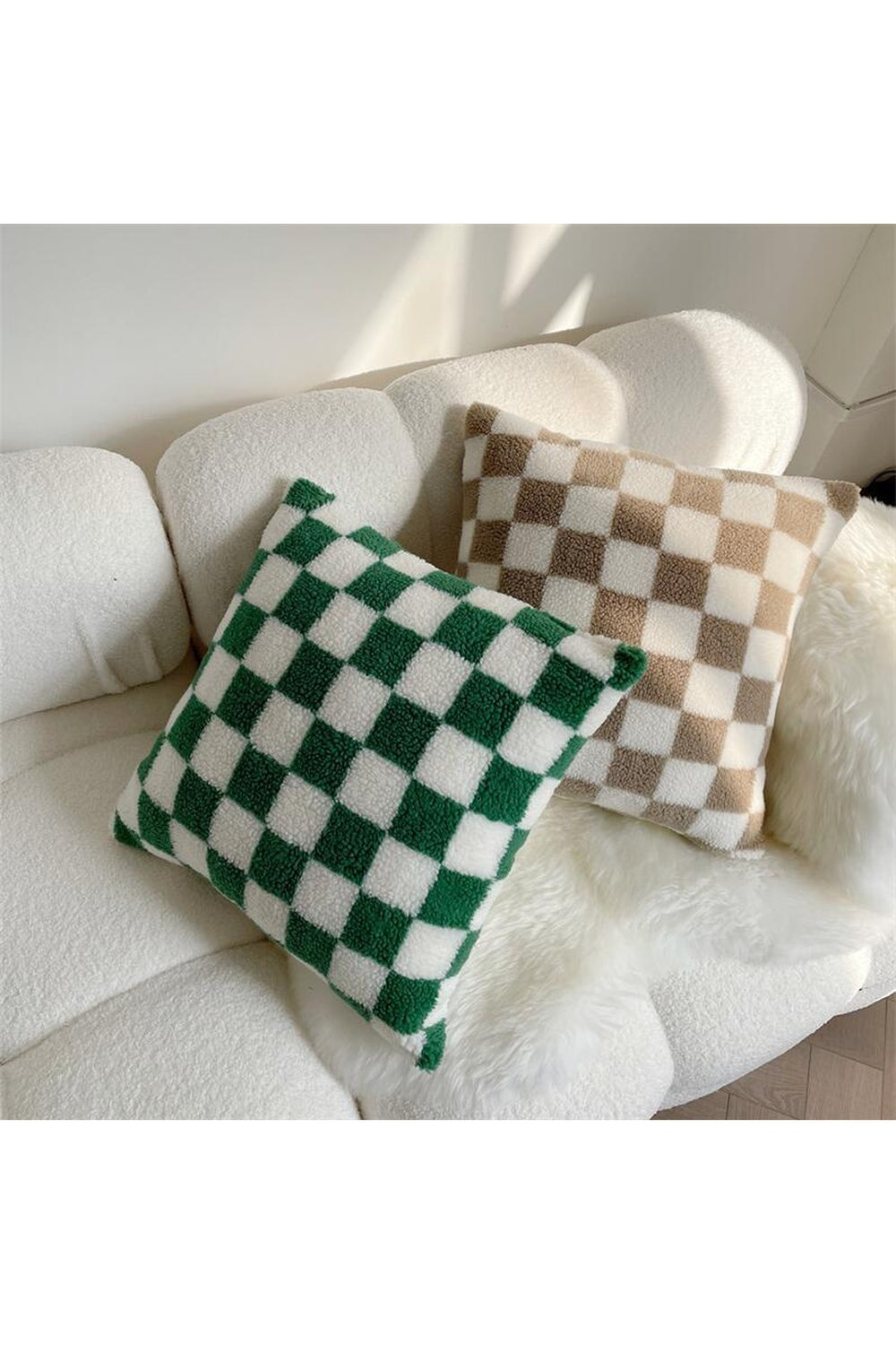 Fleece Pillowcase | LoungeYard — product view 3
