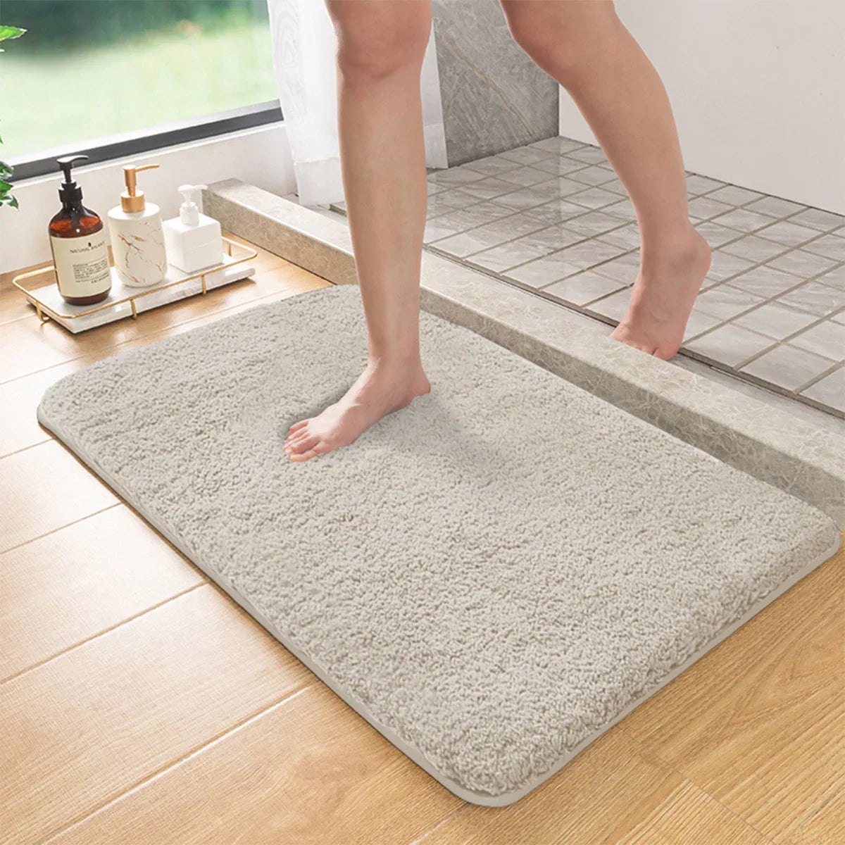 LoungeYard | Long-pile, Absorbent Bath Mat With Anti-slip — product view 1