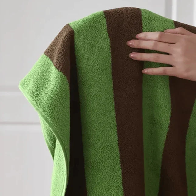 Retro Stripe Towel (Chunky) | LoungeYard — product view 4