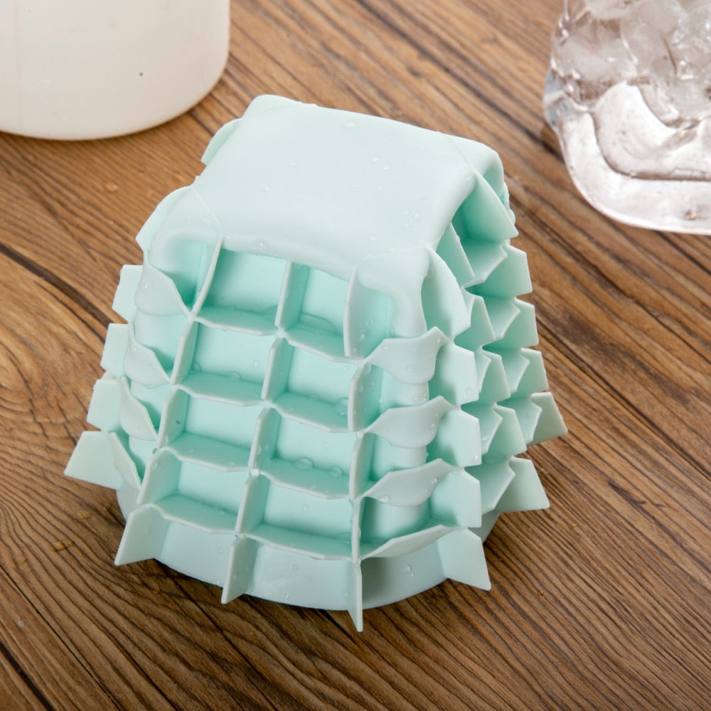 LoungeYard | Creative Ice Bucket Mold Cup — product view 5