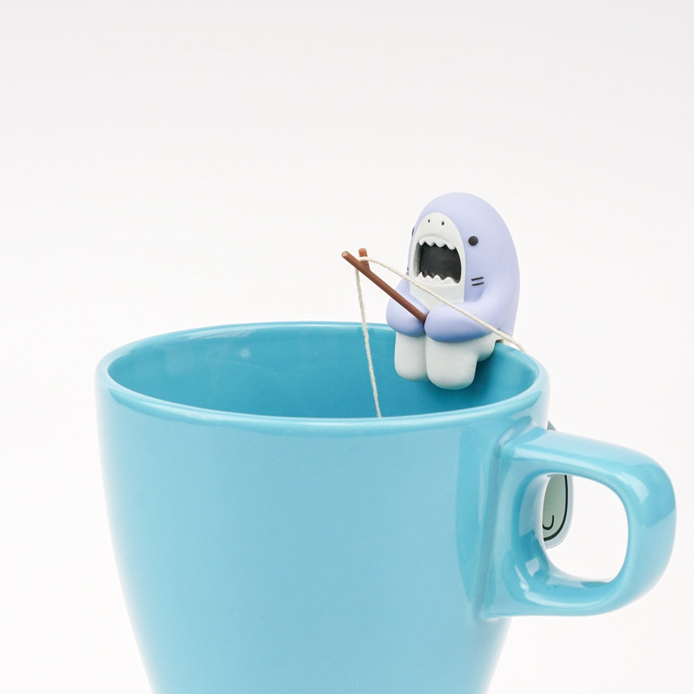 LoungeYard | Fishing Shark Tea Maker — product view 5