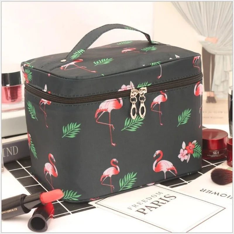LoungeYard | Cosmetic bag WildAura | Large capacity | Waterproof & Stylish | Animal print — product view 3