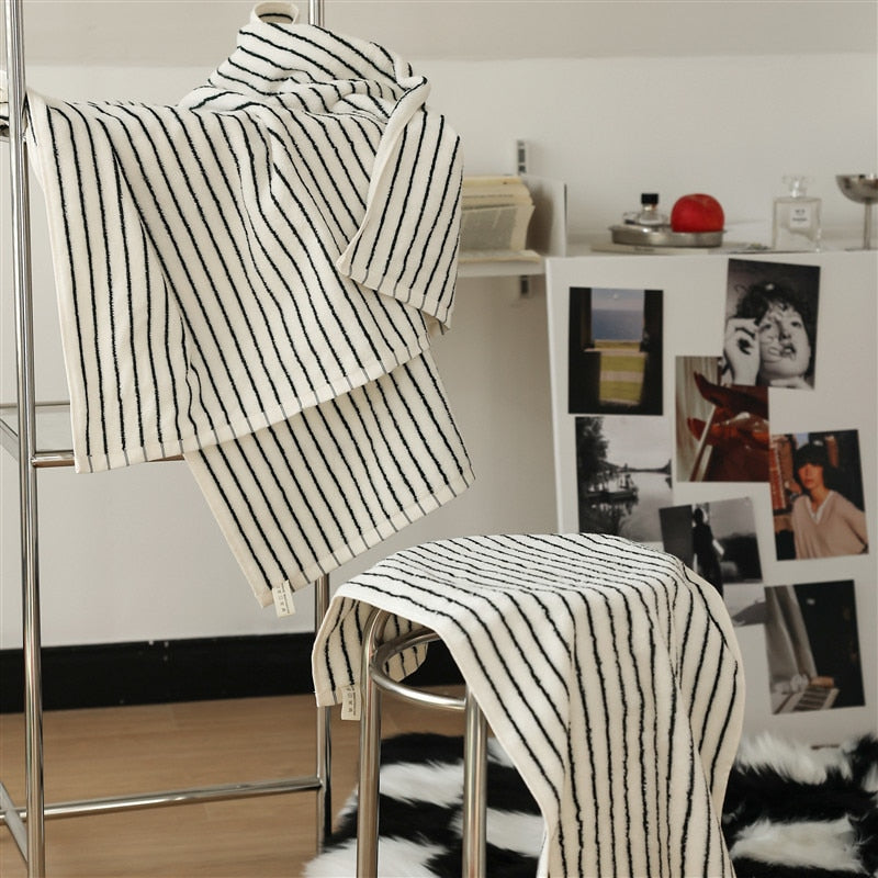 Stripe Cotton Towel | LoungeYard — product view 4