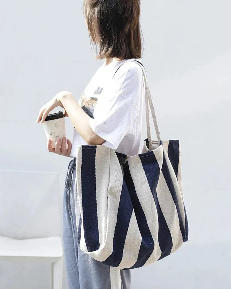 LoungeYard | Striped linen tote bag — product view 4
