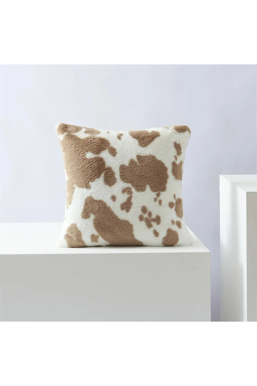 Plush pillowcase | LoungeYard — product view 3
