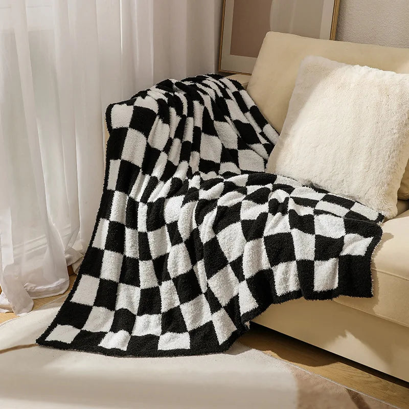 LoungeYard | Nordic Throw for a Stylish Interior — product view 6