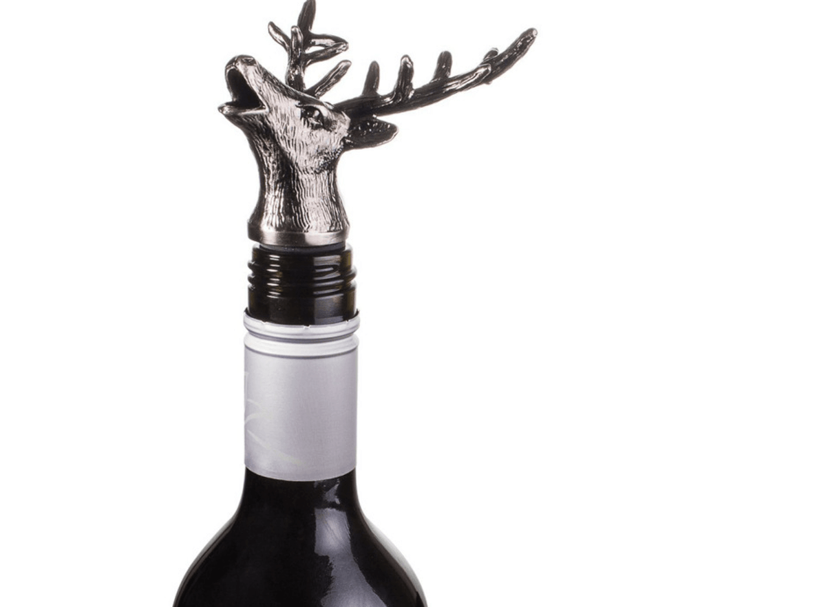 LoungeYard | Deer Head Wine Pourer — product view 2