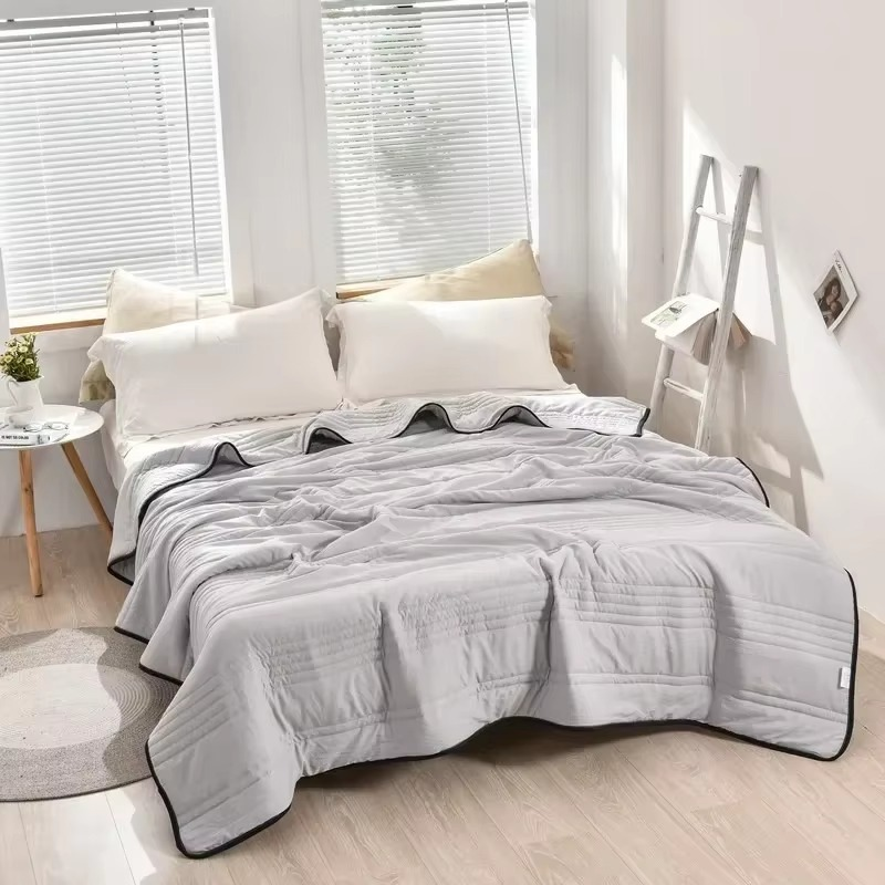 LoungeYard | Summer Lightweight Quilt Solid Color All Season Comforter for Double Bed — product view 3
