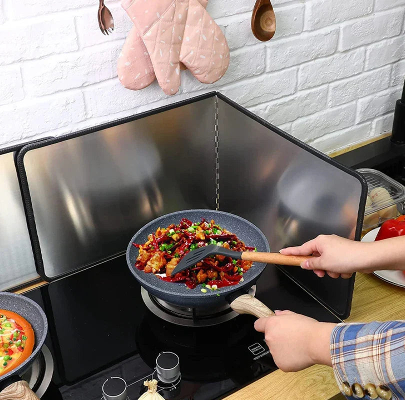 LoungeYard | Kitchen Cooking Oil Splash Guard — product view 2