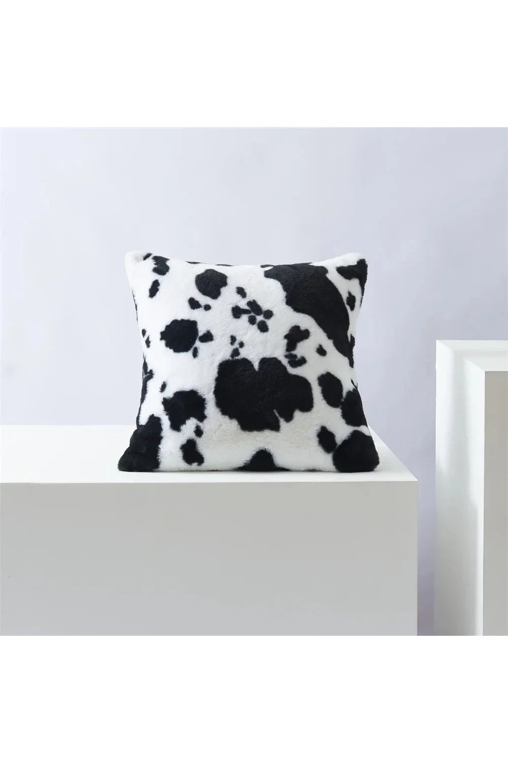 Plush pillowcase | LoungeYard — product view 2