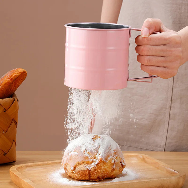 LoungeYard | Handheld Kitchen Flour Sifter Semi-Automatic Kitchen Gadget — product view 3