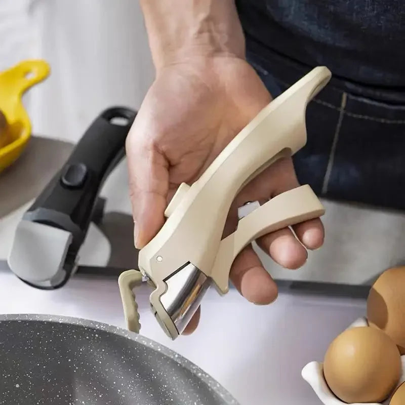 LoungeYard | Flexigrip Detachable Universal Pot Handle | Heat Resistant & Ergonomic | For Pans & Pots | One-Hand Operation — product view 5
