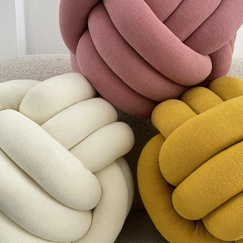 LoungeYard | Knot Pillow — product view 6