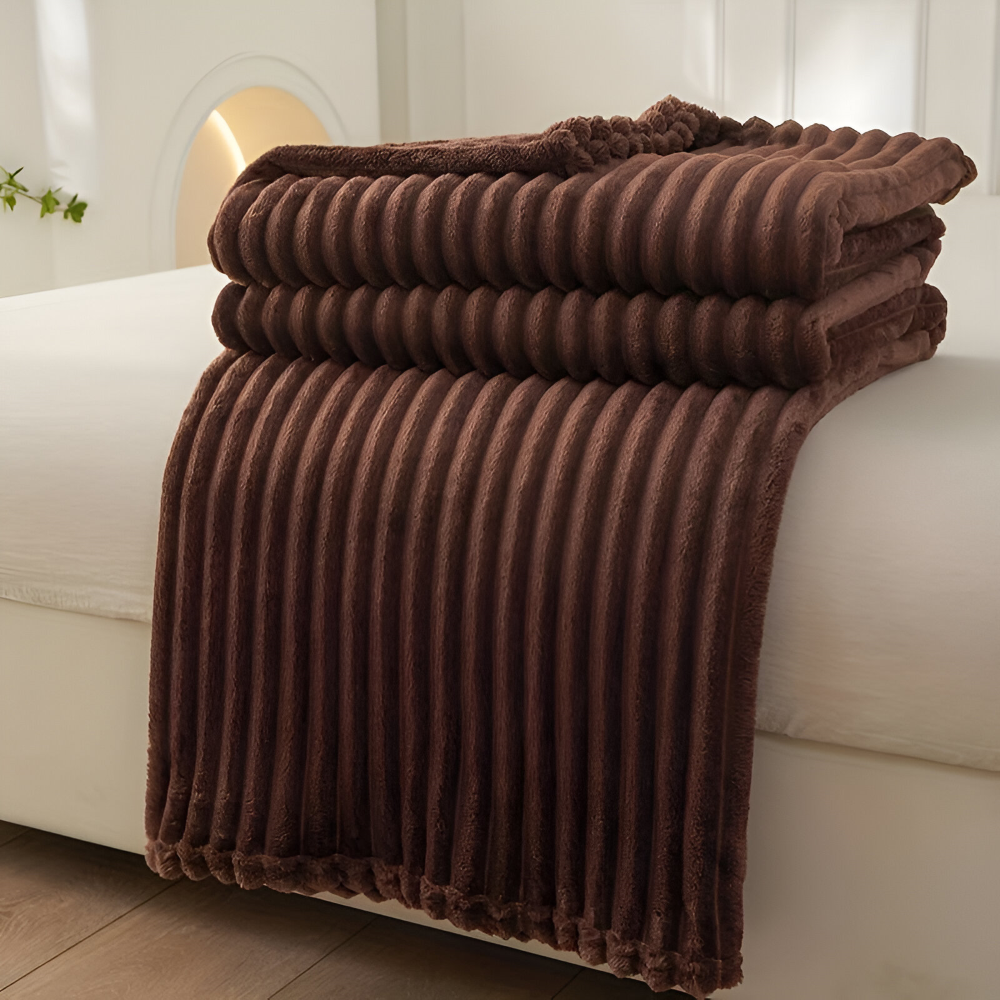 LoungeYard | CosyLoom Plaid | Soft Ribbed Fleece Blanket | Breathable & Fluffy | For All Seasons — product view 7