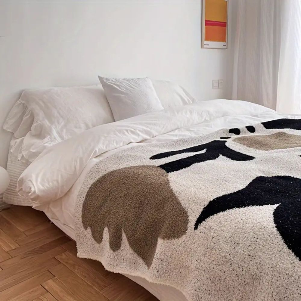 LoungeYard | Terra Flow Cosy Throw Blanket — product view 2
