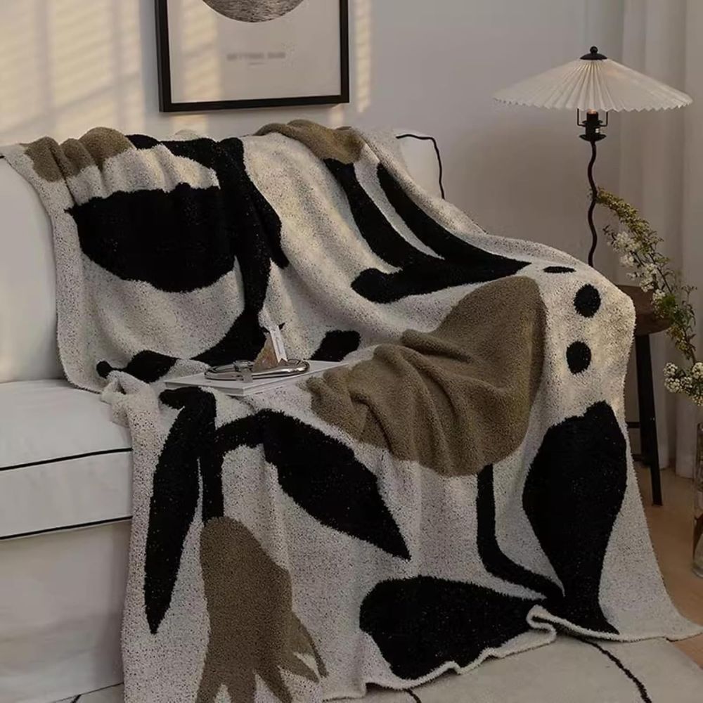 LoungeYard | Terra Flow Cosy Throw Blanket — product view 7