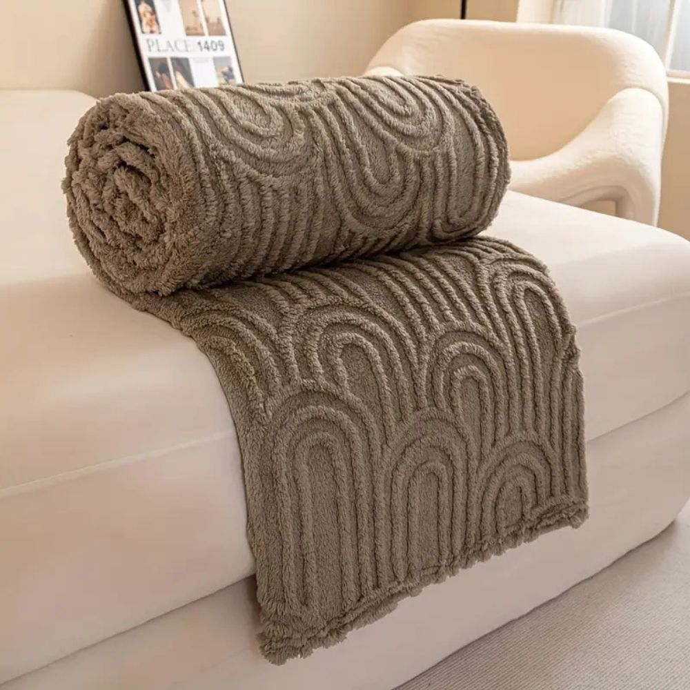 LoungeYard | Velura Arch Plush Blanket — product view 5