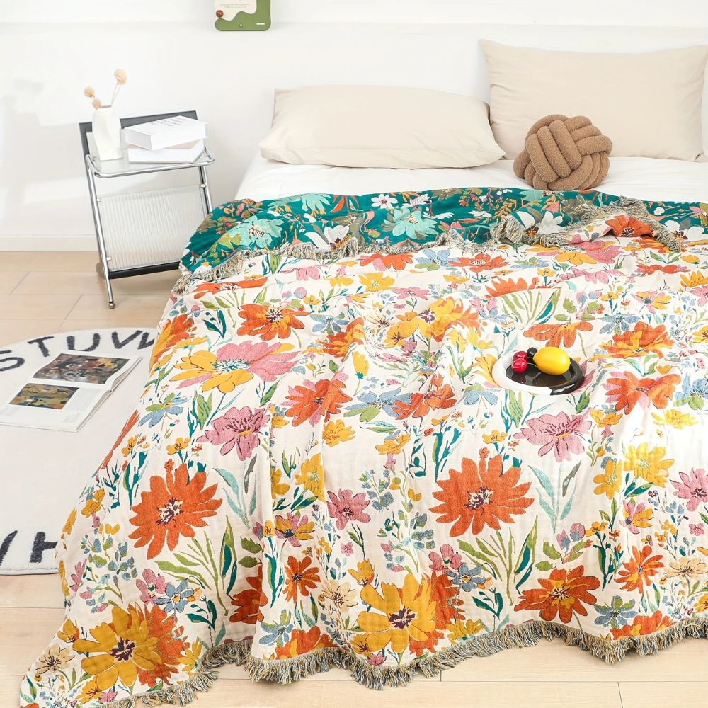 LoungeYard | Wildflower Garden Cotton Blanket — product view 2
