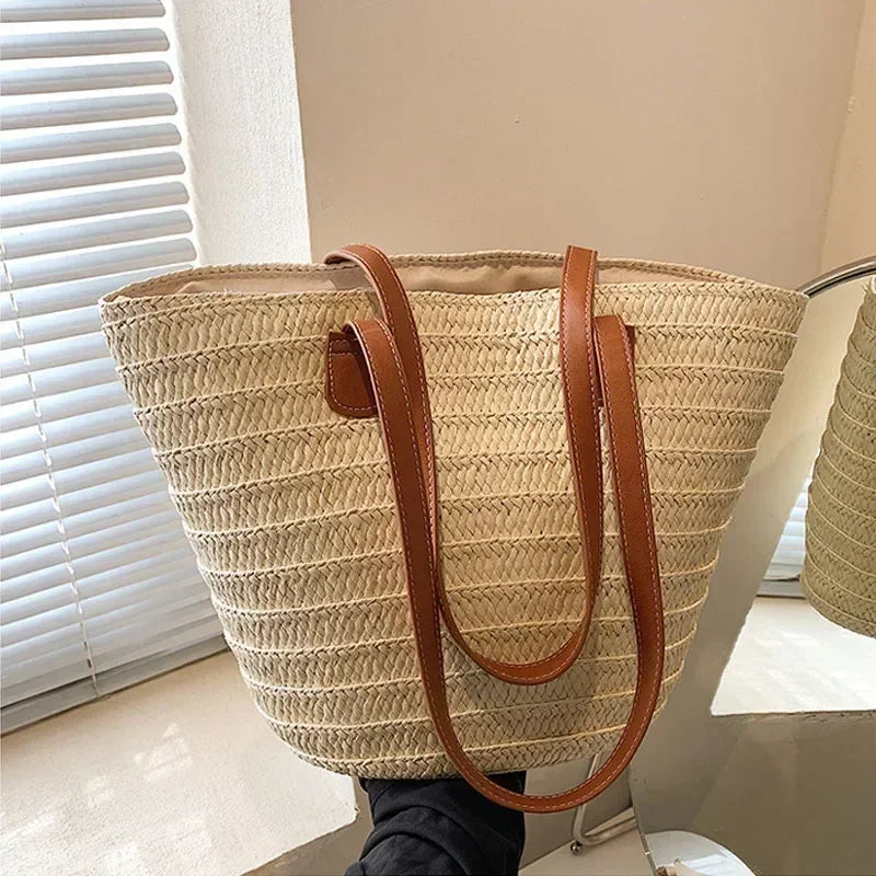 LoungeYard | Basket Shoulder Bag for Women – Woven Design – practical and spacious – versatile carrying options – Wall Clock — product view 4