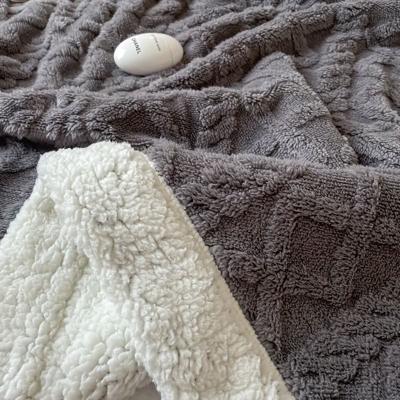 LoungeYard | Soft Comfort Blanket for Bed, Sofa, and Travel — product view 2